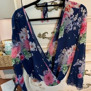 Cropped chiffon shirt